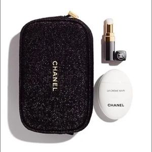 Chanel Holiday Protection Basics Moisture Must-Haves Hand & Lip Set